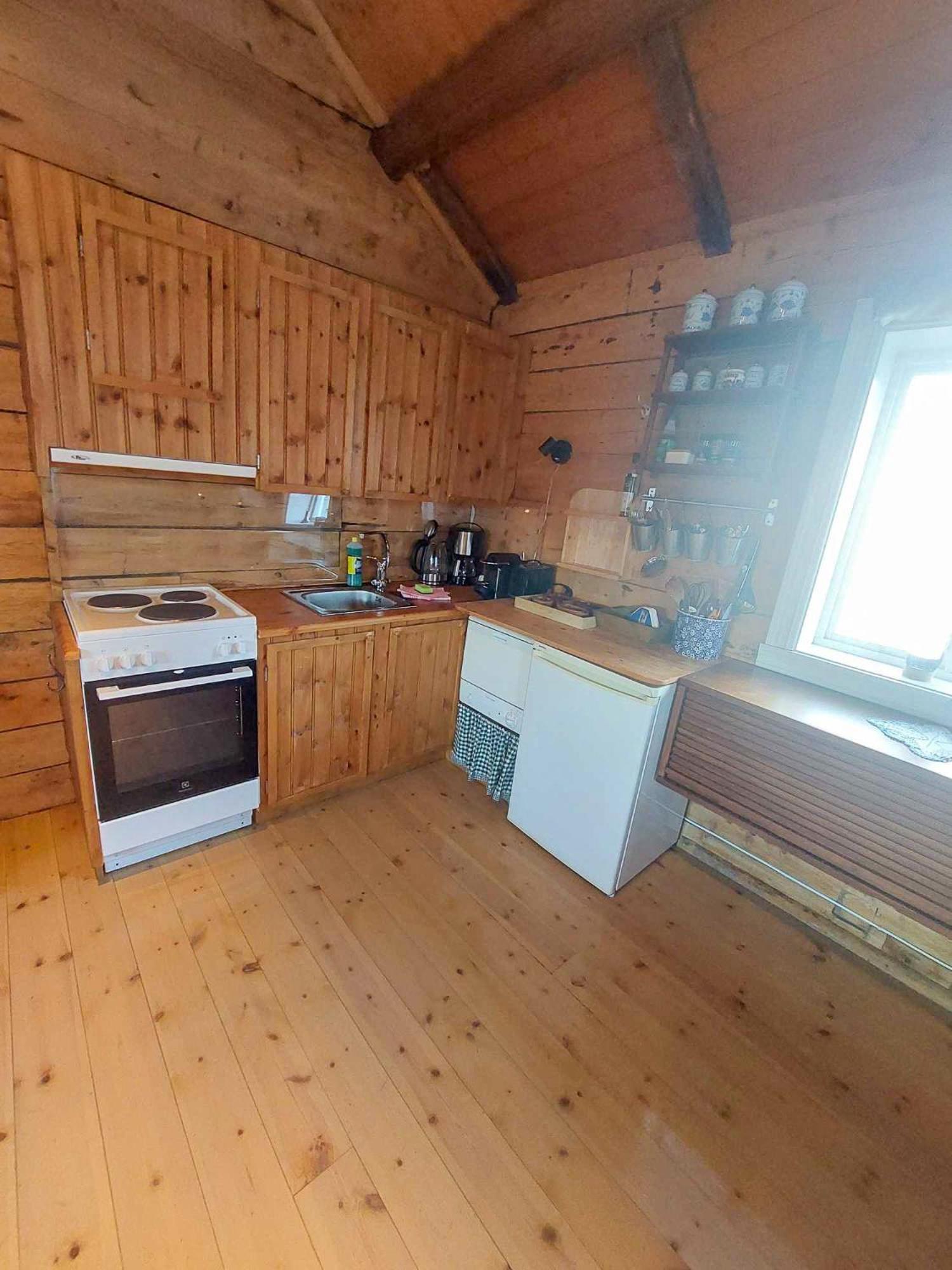 Valen Cabins In 레이네 외부 사진