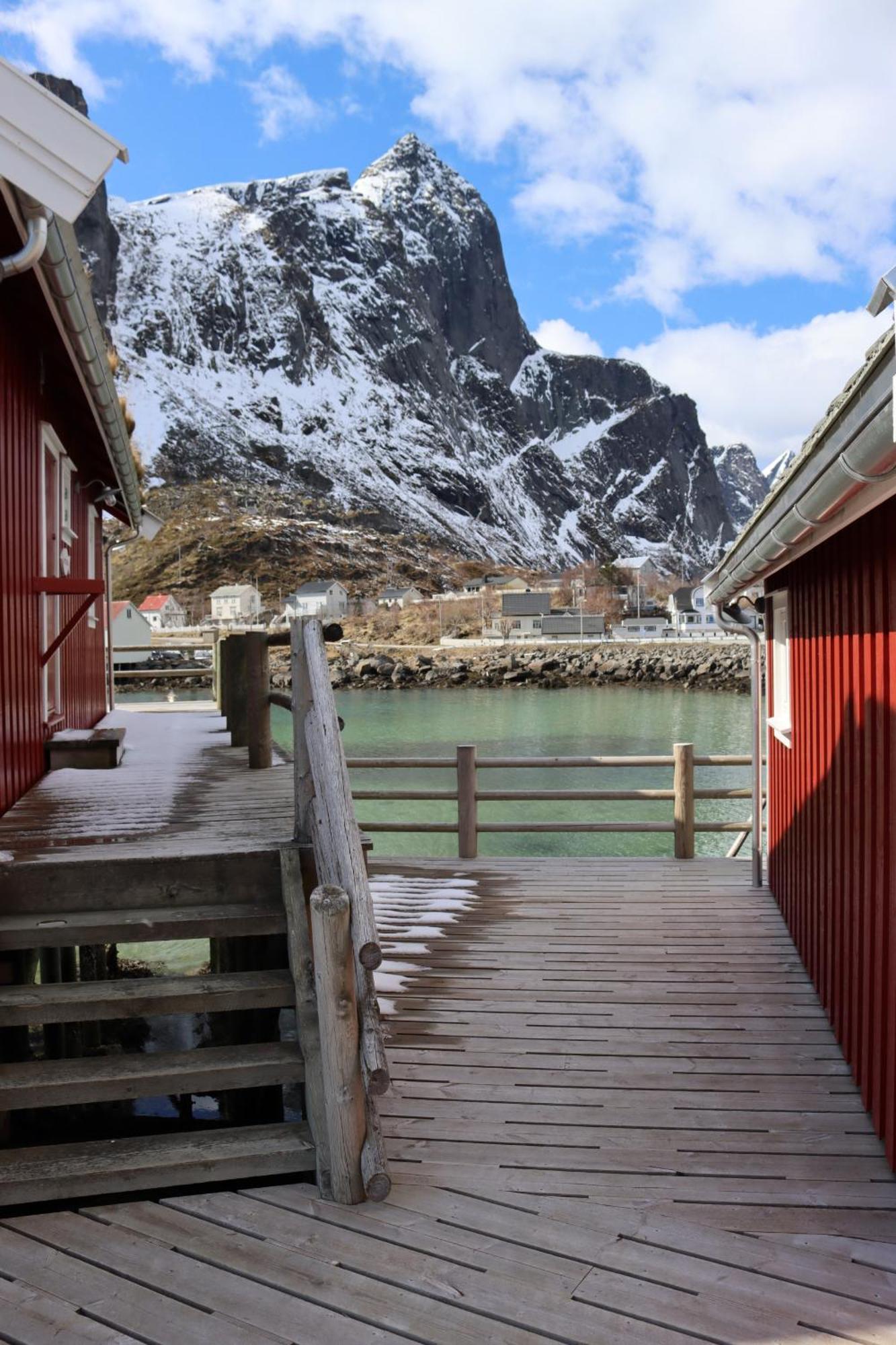 Valen Cabins In 레이네 외부 사진