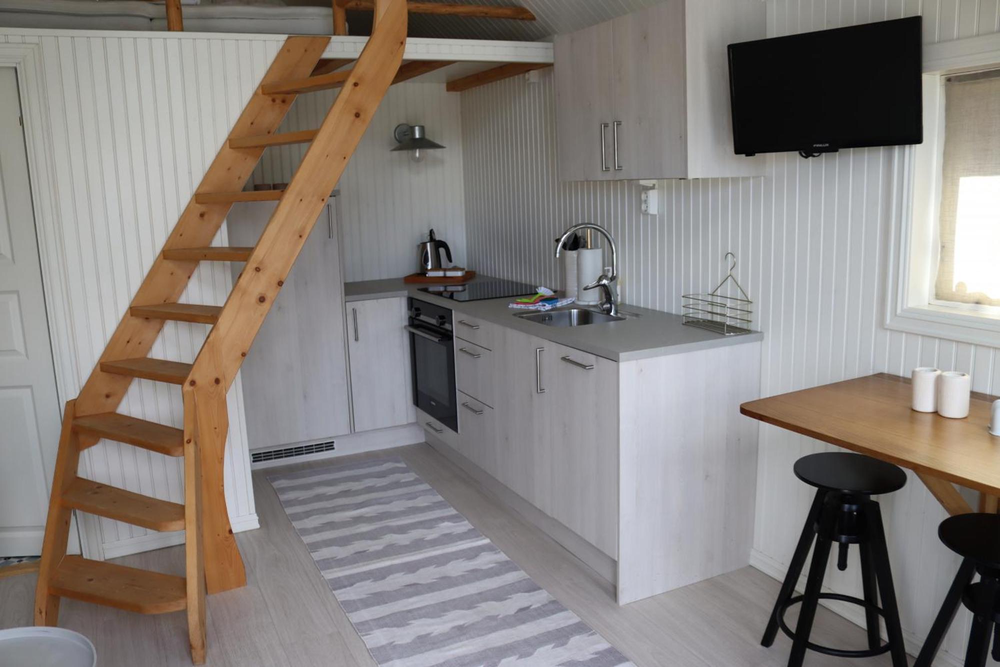 Valen Cabins In 레이네 외부 사진