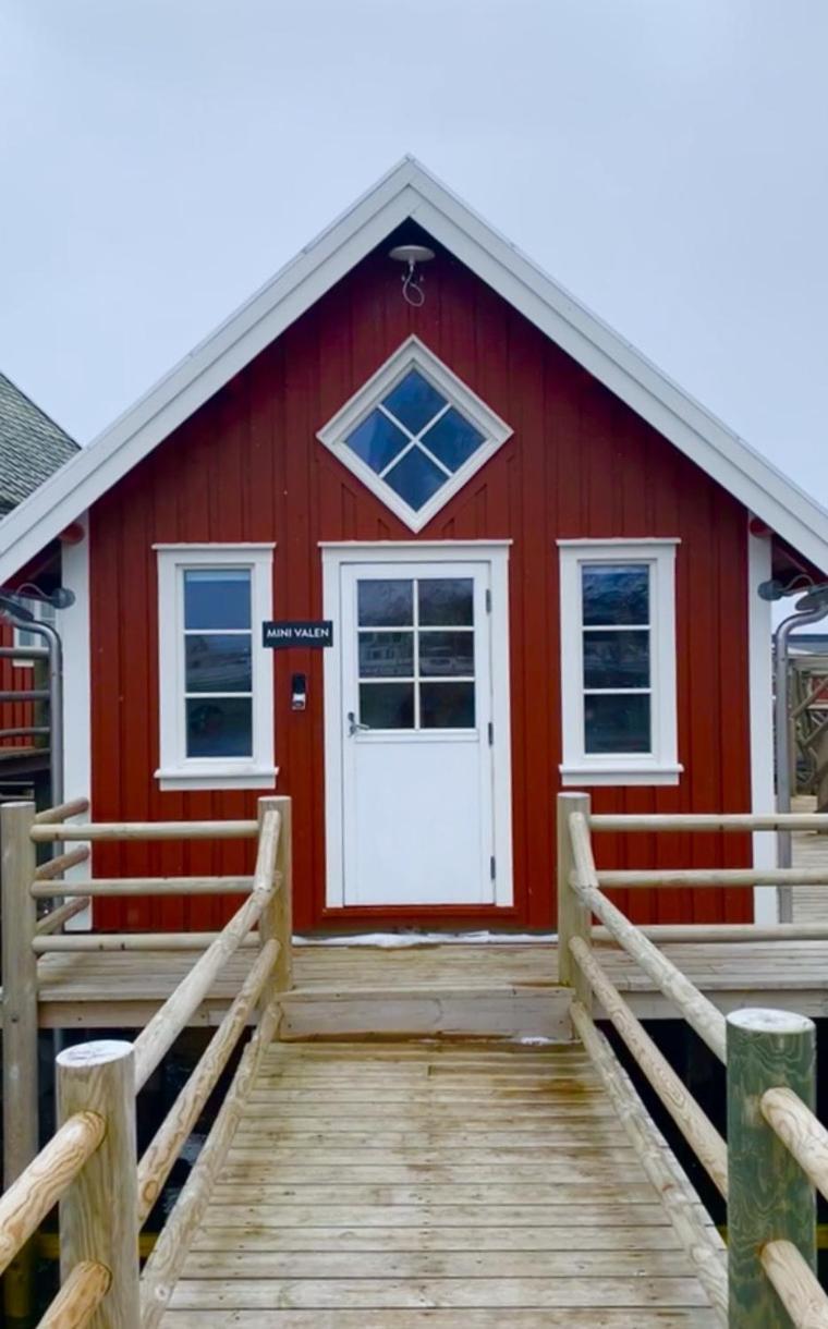 Valen Cabins In 레이네 외부 사진